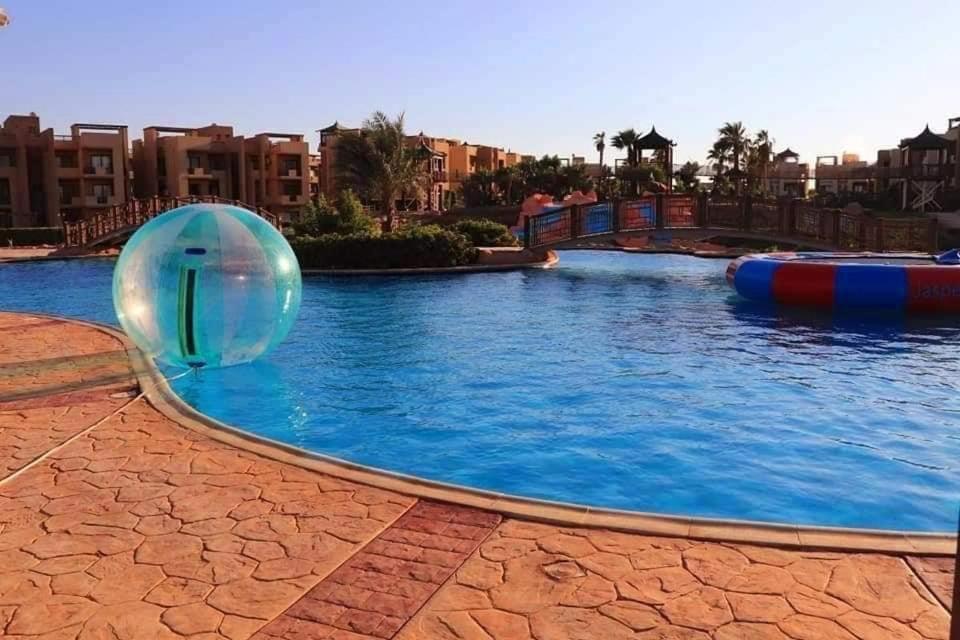 Apartment Blue Bay Marseille Chalet: Family-friendly Pool View Ain Sukhna