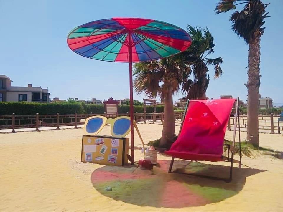 Blue Bay Marseille Chalet: Family-friendly Pool View Apartment Ain Sukhna