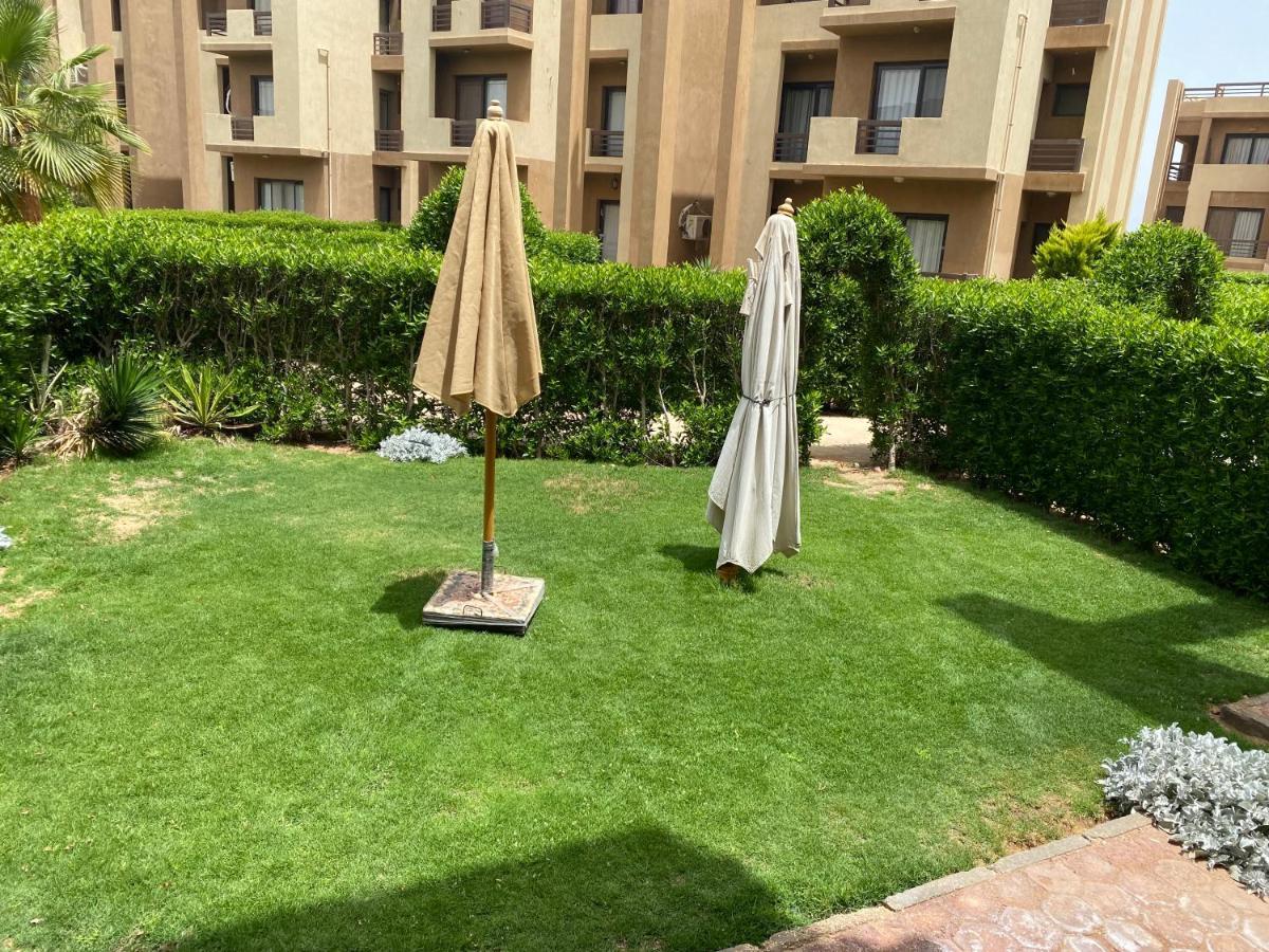 In Blue Bay Asian Marsailla Families Only Pool View قرية بلو باى اسيا مرسيليا العين السخنة